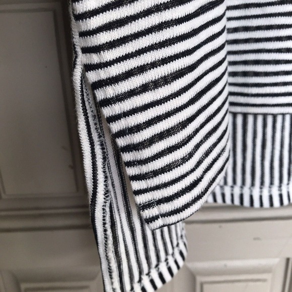 Jones New York Pullover SzM Stretch Knit Blk/Wht Stripes Bell Sleeve Pre-Owned - Picture 5 of 9